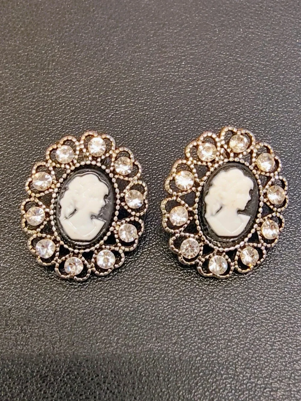 Vintage-Inspired Black & White Cameo Crystal Stud Earrings
